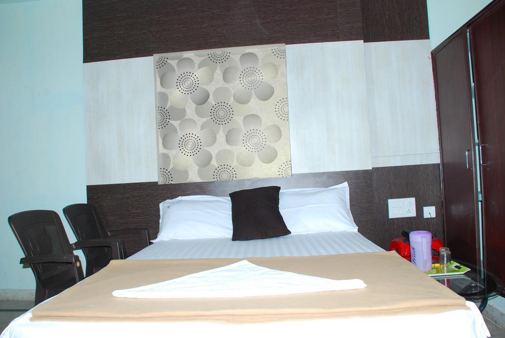 Jayalakshmi Residency Hotel Tirupati Camera foto